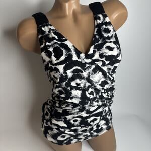 Nic + Zoe Womens Black White Abstract Print Sleeveless Top Medium 60s Vibes Glam